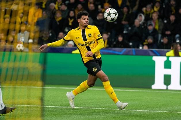 Zachary Athekame BSC Young Boys , 24 YB Football, UEFA Champions Legue, Matchday 5, 2024 2025, BSC Young Boys vs Atalanta Bergamo, 26 11 2024, Stadion Wankdorf, Bern, Switzerland, Bern Wankdorf Stadium Canton of Bern Switzerland Copyright: xFinleyxMörchx