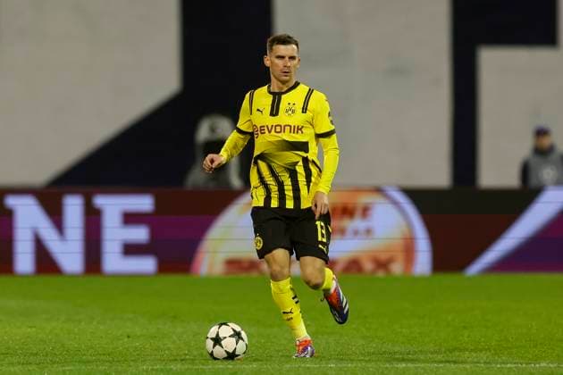 Pascal Gross Borussia Dortmund controls the ball, UEFA Champions League 2024 25 League Phase MD5, GNK Dinamo v Borussia Dortmund, Stadion Maksimir, November 27, 2024 in Zagreb, Croatia Photo by Marco Steinbrenner DeFodi Images Pascal Gross Borussia Dortmund controls the ball, UEFA Champions League 2024 25 League Phase MD5, GNK Dinamo v Borussia Dortmund, Stadion Maksimir, November 27, 2024 in Zagreb, Croatia Photo by Marco Steinbrenner DeFodi Images Defodi 700 zagreb bvb 20241127 037 Defodi-700