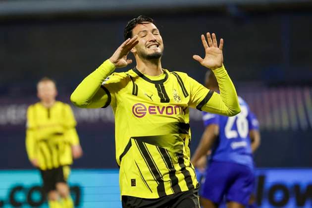 Ramy Bensebaini Borussia Dortmund looks disappointed, UEFA Champions League 2024 25 League Phase MD5, GNK Dinamo v Borussia Dortmund, Stadion Maksimir on November 27, 2024 in Zagreb, Croatia Photo by Marco Steinbrenner DeFodi Images Ramy Bensebaini Borussia Dortmund looks dejected, UEFA Champions League 2024 25 League Phase MD5, GNK Dinamo v Borussia Dortmund, Stadion Maksimir, November 27, 2024 in Zagreb, Croatia Photo by Marco Steinbrenner DeFodi Images Defodi 700 zagreb bvb 20241127 042A Defodi-700