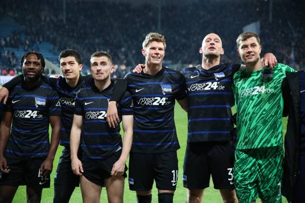 v l Deyovaisio Zeefuik Hertha BSC Berlin,42 , Ibrahim Maza Hertha BSC Berlin,10 , Jonjoe Kenny Hertha BSC Berlin,16 , Luca Schuler Hertha BSC,18 , Toni Leistner Hertha BSC Berlin,37 , Goalkeeper Tjark Ernst Hertha BSC,1 2 Soccer Bundesliga Season 2024 2025 1 FC Magdeburg vs Hertha BSC Berlin at the Avnet Arena in Magdeburg Action,Soccer,Man,Men,Germany,29 11 2024