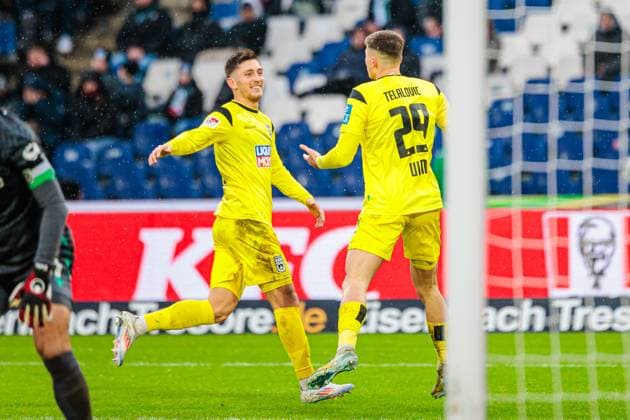 v l Jonathan Meier SSV Ulm 1846, 19 , Semir Telalovic SSV Ulm 1846, 29 celebrates after goal for 0 2 by Semir Telalovic SSV Ulm 1846, 29 GER, Hannover 96 vs SSV Ulm 1846, Football, 2 Bundesliga, Matchday 15, Season 2024 2025, 07 12 2024 DFL Regulations prohibit any use of photographers as image sequences and or quasi video GER, Hannover 96 vs SSV Ulm 1846, Fußball, 2 Bundesliga, 15 Spieltag, Spielzeit 2024 2025, 07 12 2024 Hannover Copyright: xEibner-Pressefoto JanxRollingerx EP_JSK