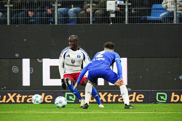 Jean Luc Dompe Hamburger SV, 07 , Sergio Lopez SV Darmstadt 98, 02 GER, Hamburger SV vs SV Darmstadt 98, Football, 2 Bundesliga, Matchday 15, Season 2024 2025, 08 12 2024 DFL REGULATIONS PROHIBIT ANY USE OF PHOTOGRAPHS AS IMAGE SEQUENCES AND OR QUASI VIDEO GER, Hamburger SV vs SV Darmstadt 98, Football, 2 Bundesliga, Matchday 15, Season 2024 2025, 08 12 2024 Hamburg Copyright: xEibner-Pressefoto MarcelxvonxFehrnx EP_MFN