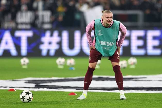 Erling Haland of Manchester City warming up Juventus v Manchester City, UEFA Champions League, Group Stage, Football, Allianz Stadium, Turin, Italy - 11 Dec 2024 EDITORIAL USE ONLY No use with unauthorised audio, video, data, fixture lists, club league logos or live services. Online in-match use limited to 120 images, no video emulation. No use in betting, games or single club league player publications. Copyright: xSimonxDael Shutterstockx 14984981c