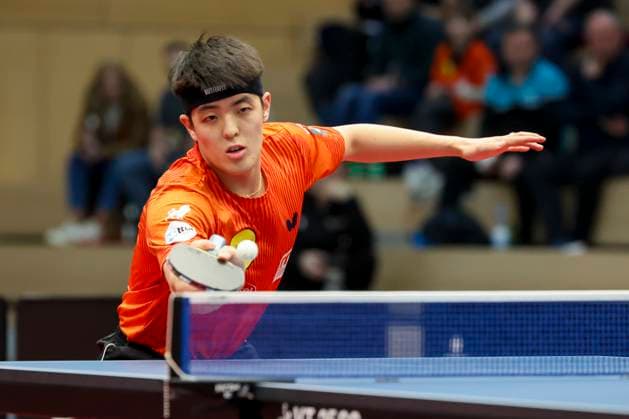 Dang Qiu Borussia Duesseldorf controls the ball, 1 mens table tennis Bundesliga, TTC Schwalbe Bergneustadt vs Borussia Duesseldorf, Burstenhalle, December 11, 2024 in Bergneustadt, Germany Photo by Marco Steinbrenner DeFodi Images Dang Qiu Borussia Duesseldorf controls the ball, 1 mens table tennis Bundesliga, TTC Schwalbe Bergneustadt vs Borussia Duesseldorf, Burstenhalle, December 11, 2024 in Bergneustadt, Germany Photo by Marco Steinbrenner DeFodi Images Defodi 700 berg dus 20241211 082 Defodi-700