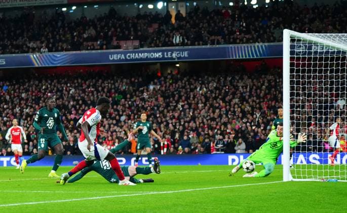 Bukayo Saka of Arsenal scores the opening goal Arsenal v Monaco, UEFA Champions League, Group Stage, Football, Emirates Stadium, London, UK - 11 Dec 2024 EDITORIAL USE ONLY No use with unauthorised audio, video, data, fixture lists, club league logos or live services. Online in-match use limited to 120 images, no video emulation. No use in betting, games or single club league player publications. Copyright: xJavierxGarcia Shutterstockx 14984979n