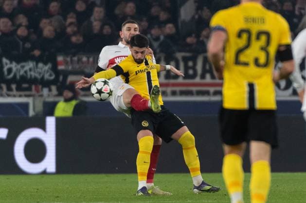 from left in duel Jeff Chabot VfB Stuttgart, 24 , Kastriot Imeri BSC Young Boys Bern, 10 GER, VfB Stuttgart vs BSC Young Boys Bern, Football, Men, UEFA Champions League, Matchday 6, Season 2024 2025, 11 12 2024, GER, VfB Stuttgart vs BSC Young Boys Bern, Football, Men, UEFA Champions League, Matchday 6, Season 2024 2025, 11 12 2024 Stuttgart Copyright: xEibner-Pressefoto WolfgangxFrankx EP_WFK