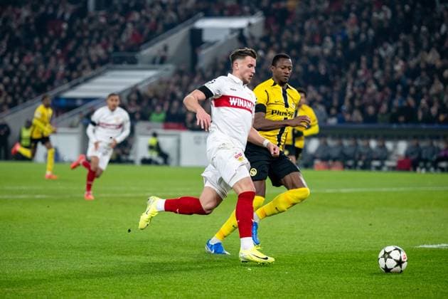 Ermedin Demirovic VfB Stuttgart, 09 in duel with Mohamed Ali Camara YB Bern, 13 , GER, VfB Stuttgart vs BSC Young Boys Bern, Football, Men, UEFA Champions League, Matchday 6, Season 2024 2025, 11 12 2024 GER, VfB Stuttgart vs BSC Young Boys Bern, Football, Men, UEFA Champions League, Matchday 6, Season 2024 2025, 11 12 2024 Stuttgart Copyright: xEibner-Pressefoto Memmlerx EP_MMR