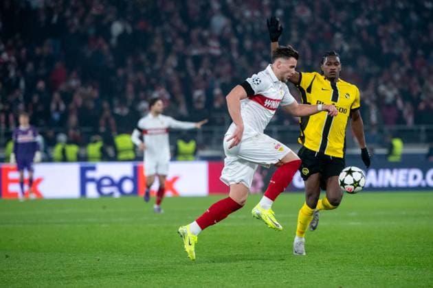 Ermedin Demirovic VfB Stuttgart, 09 in duel with Joel Monteiro YB Bern, 77 , GER, VfB Stuttgart vs BSC Young Boys Bern, Soccer, Men, UEFA Champions League, Matchday 6, Season 2024 2025, 11 12 2024 GER, VfB Stuttgart vs BSC Young Boys Bern, Soccer, Men, UEFA Champions League, Matchday 6, Season 2024 2025, 11 12 2024 Stuttgart Copyright: xEibner-Pressefoto Memmlerx EP_MMR
