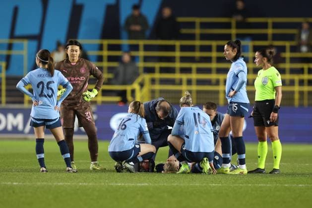 Alex Greenwood of Manchester City lies with an injury Manchester City Women v St Polten Women, UEFA Women s Champions League, Group D, Football, Joie Stadium , Manchester, UK, 12 Dec 2024 EDITORIAL USE ONLY No use with unauthorised audio, video, data, fixture lists, club league logos or live services. Online in-match use limited to 120 images, no video emulation. No use in betting, games or single club league player publications. Copyright: xPaulxCurrie Shutterstockx 14985241t
