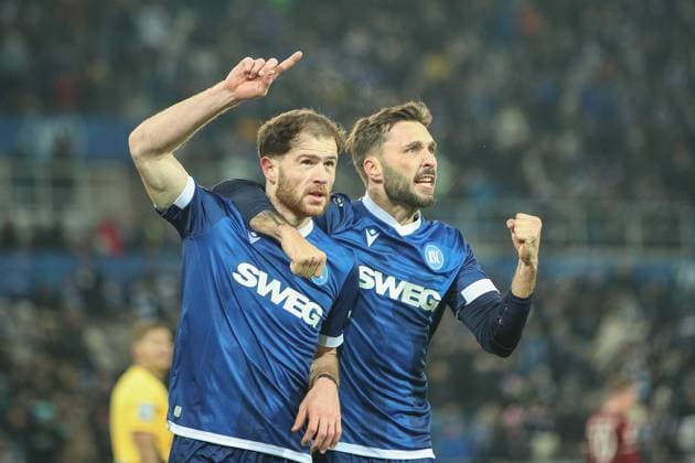 Budu Zivzivadze Karlsruher SC, 11 with the equalizer to 1 1, Fabian Schleusener Karlsruher SC, 24 cheers , Karlsruher SC vs Jahn Regensburg Football, 2 Bundesliga, Matchday 16, 2024 2025, 13 12 2024, DFL REGULATIONS PROHIBIT ANY USE OF PHOTOGRAPHS AS IMAGE SEQUENCES AND OR QUASI VIDEO, Karlsruher SC vs Jahn Regensburg Football, 2 Bundesliga, Matchday 16, 2024 2025, 13 12 2024 Karlsruhe Copyright: xEibner-Pressefoto JanxPrihodax EP_JPA