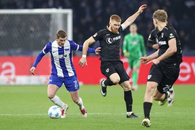 13 12 2024, xtgx, Soccer 2 Bundesliga, Hertha BSC Berlin Preussen Muenster emspor, v l Michael Cuisance Hertha, 27 , Mikkel Kirkesov Muenster, 2 duel, duel, fight, tackle DFL DFB REGULATIONS PROHIBIT ANY USE OF PHOTOGRAPHS as IMAGE SEQUENCES and or QUASI VIDEO Berlin