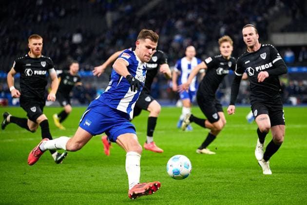 Florian Niederlechner Hertha BSC, 07 , GER, Hertha BSC vs SC Preussen Muenster, Soccer Men, 2 Bundesliga, Season 2024 2025, Matchday 16, 13 12 2024 DFL REGULATIONS PROHIBIT ANY USE OF PHOTOGRAPHS AS IMAGE SEQUENCES AND OR QUASI VIDEO GER, Hertha BSC vs SC Preussen Muenster, Soccer Men, 2 Bundesliga, Season 2024 2025, Matchday 16, 13 12 2024 Berlin Copyright: xEibner-Pressefotox xClaudiusxRauchx EP_CRH