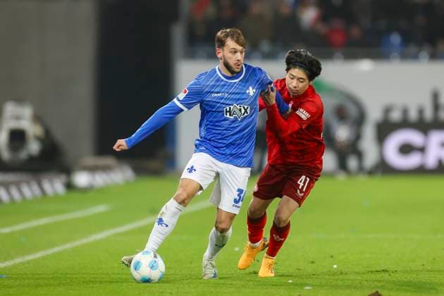 Killian Corredor SV Darmstadt 98 and Daisuke Yokota 1 FC Kaiserslautern battle for the ball, 2 Bundesliga, SV Darmstadt 98 vs 1 FC Kaiserslautern, Merck Stadion am Böllenfalltor, December 14, 2024 in Darmstadt, Germany Photo by Marco Steinbrenner DeFodi Images Killian Corredor SV Darmstadt 98 and Daisuke Yokota 1 FC Kaiserslautern battle for the ball, 2 Bundesliga, SV Darmstadt 98 vs 1 FC Kaiserslautern, Merck Stadion am Böllenfalltor, December 14, 2024 in Darmstadt, Germany Photo by Marco Steinbrenner DeFodi Images DFB DFL REGULATIONS PROHIBIT ANY USE OF PHOTOGRAPHS AS IMAGE SEQUENCES AND OR QUASI VIDEO Defodi 700 darm fck 20241214 015 Defodi-700 DFB DFL REGULATIONS PROHIBIT ANY USE OF PHOTOGRAPHS AS IMAGE SEQUENCES AND OR QUASI-VIDEO.
