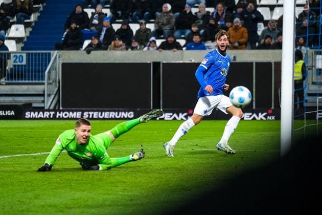 Killian Corredor SV Darmstadt 98, 34 scores the goal for 1 0, GER, SV Darmstadt 98 vs 1 FC Kaiserslautern, Football, 2 Bundesliga, Matchday 16, Season 2024 2025, 14 12 2024 DFL REGULATIONS PROHIBIT ANY USE OF PHOTOGRAPHS as IMAGE SEQUENCES and or QUASI VIDEO GER, SV Darmstadt 98 vs 1 FC Kaiserslautern, Football, 2 Bundesliga, Matchday 16, Season 2024 2025, 14 12 2024 Darmstadt Copyright: xEibner-Pressefoto FlorianxWieganx EP_FWD