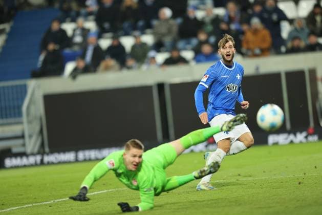 GER, Darmstadt, SV Darmstadt 98 vs 1 FC Kaiserlautern, 2 Bundesliga, Football, DFB, Season 2024 2025, Merck Stadion am Böllenfalltor, Matchday 16, in the picture Kilian Corredor SV Darmstadt 98 scores the 1 0 DFB DFL REGULATIONS PROHIBIT ANY USE OF PHOTOGRAPHS AS IMAGE SEQUENCES AND OR QUASI VIDEO, 14 12 2024, Copyright: HMBxMedia HendrikxHamelau