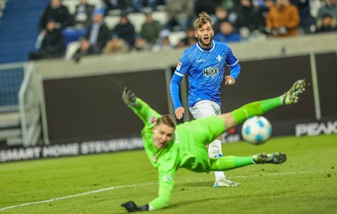 GER, Darmstadt, SV Darmstadt 98 vs 1 FC Kaiserlautern, 2 Bundesliga, Football, DFB, Season 2024 2025, Merck Stadion am Böllenfalltor, Matchday 16, in picture Kilian Corredor SV Darmstadt 98 scores a goal DFB DFL REGULATIONS PROHIBIT ANY USE OF PHOTOGRAPHS AS IMAGE SEQUENCES AND OR QUASI VIDEO, 14 12 2024, Copyright: HMBxMedia HendrikxHamelau