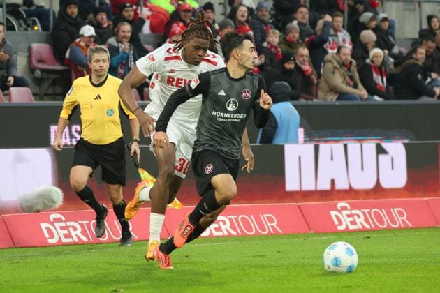 Jens Castrop Nuernberg 17 and Elias Bakatukanda Koeln 38 , GER, 1 FC Koeln vs 1 FC Nuernberg , 2 Fussball Bundesliga, Matchday 16, Season 2024 2025, 15 12 2024, DFL REGULATIONS PROHIBIT ANY USE OF PHOTOGRAPHS AS IMAGE SEQUENCES AND OR QUASI VIDEO, GER, 1 FC Koeln vs 1 FC Nuernberg , 2 Fussball Bundesliga, Matchday 16, Season 2024 2025, 15 12 2024 Koeln Copyright: xEibner-Pressefoto JoergxNiebergax EP_JNL