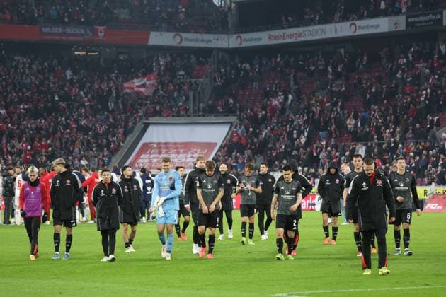 Nuernberg thanks the fans, GER, 1 FC Koeln vs 1 FC Nuernberg , 2 Fussball Bundesliga, Matchday 16, Season 2024 2025, 15 12 2024, DFL REGULATES PROHIBIT ANY USE OF PHOTOGRAPHS AS IMAGE SEQUENCES AND OR QUASI VIDEO, GER, 1 FC Koeln vs 1 FC Nuernberg , 2 Fussball Bundesliga, Matchday 16, Season 2024 2025, 15 12 2024 Koeln Copyright: xEibner-Pressefoto JoergxNiebergax EP_JNL