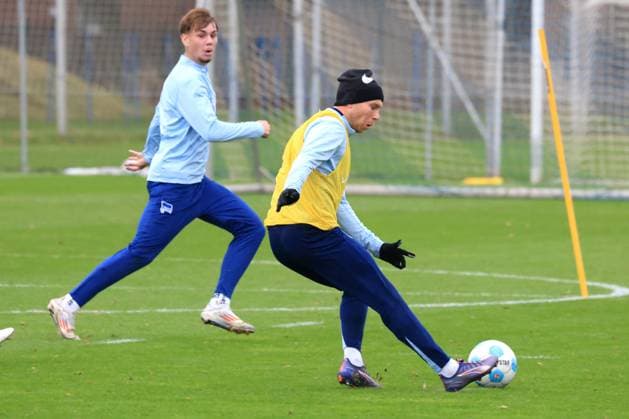 DEU, DFL, 2 FBL Hertha BSC, Training, 17 12 2024, Sportforum, Berlin, DEU, DFL, 2 FBL Hertha BSC, Training, im Bild Jon Dabur Thorsteinsson Hertha BSC Berlin 24 DFL regulations prohibit any use of Photographs as image sequences and or quasi video Foto Juergen Engler nordphoto GmbH nordphotoxGmbHx xEngler nph00076