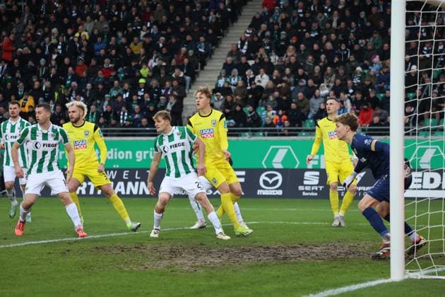 Penalty area scene GER, Preussen Muenster vs SSV Ulm 1846, Football, 2 Liga, Matchday 17, Season 2024 2025, 21 12 2024 DFL REGULATES PROHIBIT ANY USE OF PHOTOGRAPHS AS IMAGE SEQUENCES AND OR QUASI VIDEO GER, Preussen Muenster vs SSV Ulm 1846, Football, 2 Liga, Matchday 17, Season 2024 2025, 21 12 2024 Muenster Copyright: xEibner-Pressefoto FrankxZeisingx EP_FZG