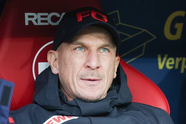 Gerhard Struber, Coach Koeln, GER, 1 FC Kaiserslautern vs 1 FC Koeln , 2 Fussball Bundesliga, Matchday 17, Season 2024 2025, 22 12 2024, DFL REGULATIONS PROHIBIT ANY USE OF PHOTOGRAPHS AS IMAGE SEQUENCES AND OR QUASI VIDEO, GER, 1 FC Kaiserslautern vs 1 FC Koeln , 2 Fussball Bundesliga, Matchday 17, Season 2024 2025, 22 12 2024 Kaiserslautern Copyright: xEibner-Pressefoto JoergxNiebergax EP_JNL