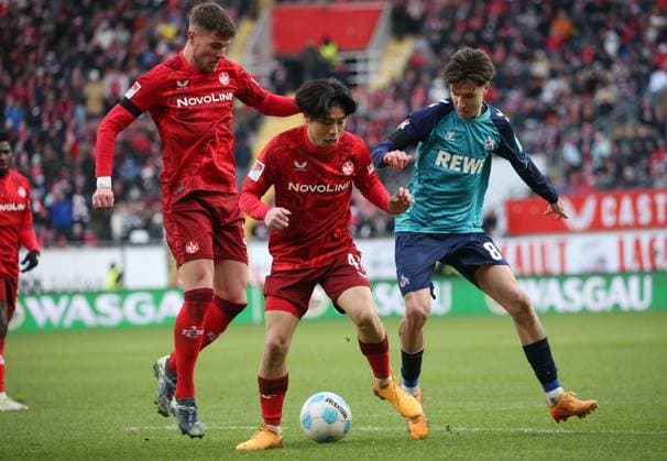 Jan Elvedi 33, FC Kaiserslautern , Daisuke Yokota 41, Kaiserslautern , Denis Huseinbasic 8, FC Köln 22 12 2024, Football, 2 Bundesliga, 1 FC Kaiserslautern 1 FC Köln, Matchday 17, Season 2024 25, Fritz Walter Stadion, Kaiserslautern, Germany, zmdz, DFB DFL regulations prohibit any use of photographs as image sequences and or quasi video 1 FC Kaiserslautern 1 FC Köln