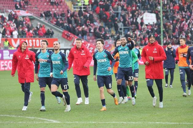 Koeln after the match with Leart Pacarada Koeln 17 , GER, 1 FC Kaiserslautern vs 1 FC Koeln , 2 Fussball Bundesliga, Matchday 17, Season 2024 2025, 22 12 2024, DFL REGULATES PROHIBIT ANY USE OF PHOTOGRAPHS AS IMAGE SEQUENCES AND OR QUASI VIDEO, GER, 1 FC Kaiserslautern vs 1 FC Koeln , 2 Fussball Bundesliga, Matchday 17, Season 2024 2025, 22 12 2024 Kaiserslautern Copyright: xEibner-Pressefoto JoergxNiebergax EP_JNL