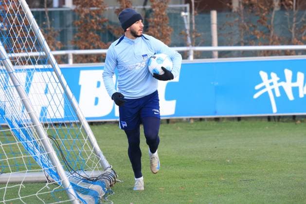 DEU, DFL, 2 FBL Hertha BSC, Training, 02 01 2025, Sportforum, Berlin, DEU, DFL, 2 FBL Hertha BSC, Training, im Bild Kevin Sessa Hertha BSC Berlin 8 DFL regulations prohibit any use of Photographs as image sequences and or quasi video Foto Juergen Engler nordphoto GmbH nordphotoxGmbHx xEngler nph00076