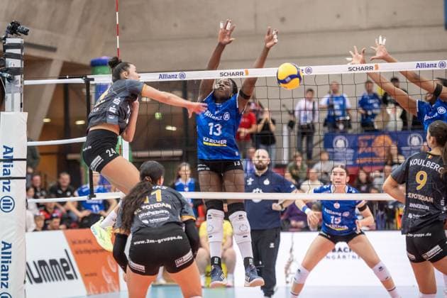 Jade Cholet SC Potsdam, 24 vs Krystal Rivers Allianz MTV Stuttgart, 13 GER, Allianz MTV Stuttgart SC Potsdam, Volleyball Bundesliga, VBL, 2024 2025 season, 04 01 2025 GER, Allianz MTV Stuttgart SC Potsdam, Volleyball Bundesliga, VBL, 2024 2025 season, 04 01 2025 Stuttgart Copyright: xSandyxDinkelackerx EP_SDR