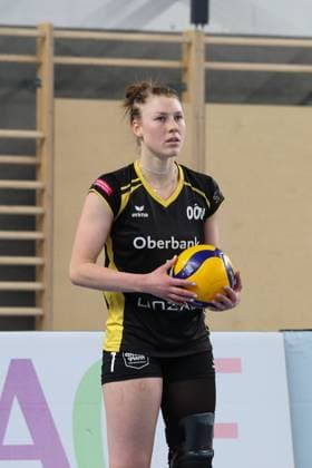 05 01 2025, Linz, AUT, On the road in Upper Austria, Oberbank Steelvolleys Linz Steg, VB NÖ Sokol Post, VB NOE Sokol Post, AVLW, AVL, Austrian Volleyball League Woman, Volleyball, Volleyball Woman, Volleyball League, SNMS Kleinmünchen, Linz, Upper Austria, Austria, in the picture Victoria Deisl, Steelvolleys, Linz Steg,