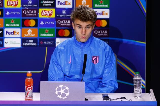 January 20, 2025, Madrid, Madrid, SPAIN: Pablo Barrios of Atletico de Madrid attends his press conference, PK, Pressekonferenz ahead of the UEFA Champions League, football match against Bayer 04 Leverkusen, at Riyadh Air Metropolitano on January 20, 2025, in Madrid, Spain. Madrid SPAIN - ZUMAa181 20250120_zaa_a181_060 Copyright: xDennisxAgyemanx