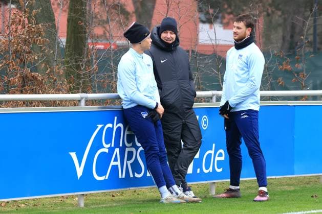 DEU, DFL, 2 FBL Hertha BSC, Training, 21 01 2025, Sportforum, Berlin, DEU, DFL, 2 FBL Hertha BSC, Training, im Bild Derry Scherhant Hertha BSC Berlin 39 , Pascal Klemens Hertha BSC Berlin 41 DFL regulations prohibit any use of Photographs as image sequences and or quasi video Foto Juergen Engler nordphoto GmbH nordphotoxGmbHx xEngler nph00076