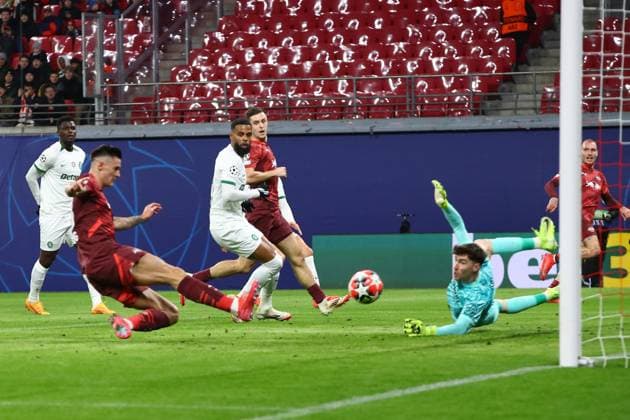 RB Leipzig Sporting Lisbon Champions League Leipzig, 22 01 2025, Red Bull Arena, Football, Men, Season 2024 2025, UEFA Champions League, Matchday 7 , RB Leipzig Sporting Lisbon , In picture Goal for RB Leipzig, Benjamin Sesko 30, RB Leipzig scores to make it 1 0 against goalkeeper Franco Israel 1, Sporting ,