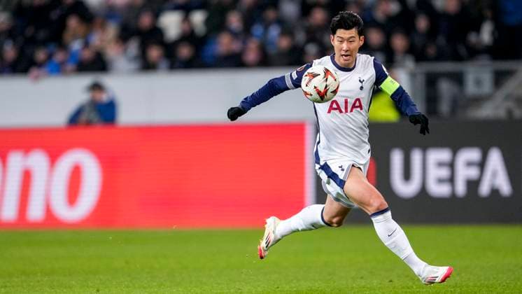 Heung Min Son Tottenham, 7 , on the ball, cropped, full body, single image, single photo, action, action, 23 01 2025, Sinsheim Germany , Football, UEFA Europa League, group stage, TSG 1899 Hoffenheim Tottenham Hotspur, EVENT REGULATIONS PROHIBIT ANY USE OF PHOTOGRAPHS AS IMAGE SEQUENCES AND OR QUASI VIDEO xozx