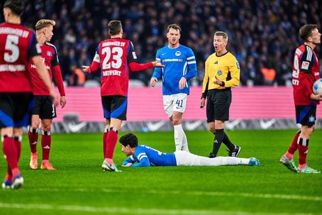 Ibrahim Maza Hertha BSC, 10 , Pascal Klemens Hertha BSC, 41 , GER, Hertha BSC vs Hamburger SV HSV , Soccer Men, 2 Bundesliga, Season 2024 2025, Matchday 19, 25 01 2025 DFL REGULATIONS PROHIBIT ANY USE OF PHOTOGRAPHS AS IMAGE SEQUENCES AND OR QUASI VIDEO GER, Hertha BSC vs Hamburger SV HSV , Soccer Men, 2 Bundesliga, Season 2024 2025, Matchday 19, 25 01 2025 Berlin Copyright: xClaudiusxRauch,xEibner-Pressefotox xClaudiusxRauchx EP_CRH