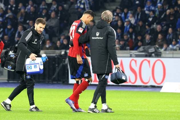 DEU, DFL, 2 FBL, Hertha BSC vs Hambuerger SV, 25 01 2025, Berliner Olympiastadion, Berlin, DEU, DFL, 2 FBL, Hertha BSC vs Hambuerger SV, im Bild Davie Selke Hamburger SV 27 violates DFL regulations prohibit any use of Photographs as image sequences and or quasi video Foto Juergen Engler nordphoto GmbH nordphotoxGmbHx xEngler nph00076