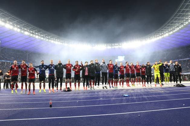 DEU, DFL, 2 FBL, Hertha BSC vs Hambuerger SV, 25 01 2025, Berliner Olympiastadion, Berlin, DEU, DFL, 2 FBL, Hertha BSC vs Hambuerger SV, im Bild Hamburger Spieler DFL regulations prohibit any use of Photographs as image sequences and or quasi video Foto Juergen Engler nordphoto GmbH nordphotoxGmbHx xEngler nph00076