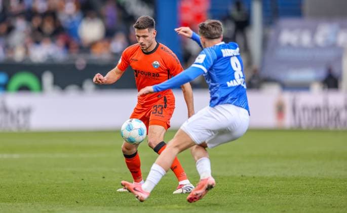 GER, Darmstadt, SV Darmstadt 98 vs SC Paderborn, 2 Bundesliga, Football, DFB, Season 2024 2025, Merck Stadion am Böllenfalltor, 19 Matchday, in the picture from l Marcel Hoffmeier SC Paderborn 33 , Luca Marseitler SV Darmstadt 98 8 DFB DFL REGULATIONS PROHIBIT ANY USE OF PHOTOGRAPHS AS IMAGE SEQUENCES AND OR QUASI VIDEO, 14 12 2024, Copyright: HMBxMedia HendrikxHamelau