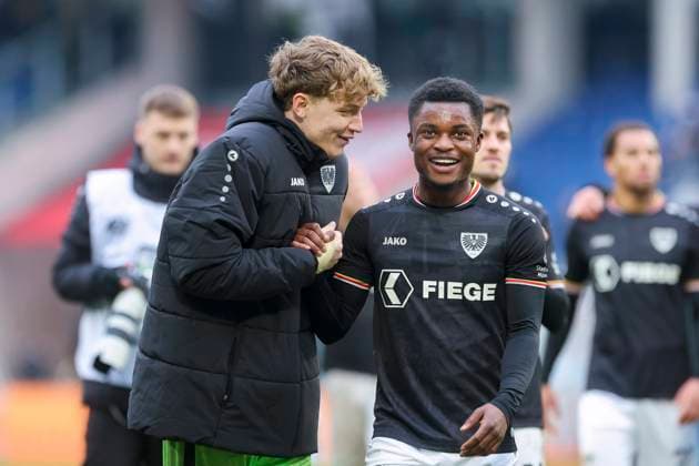 Goalkeeper Johannes Schenk SC Preussen Muenster and Daniel Kyerewaa SC Preussen Muenster cheer, 2 Bundesliga, Hannover 96 vs Preußen Münster, Heinz von Heiden Arena, January 26, 2025 in Hanover, Germany Photo by Marco Steinbrenner DeFodi Images Goalkeeper Johannes Schenk SC Preussen Muenster and Daniel Kyerewaa SC Preussen Muenster cheer, 2 Bundesliga, Hannover 96 vs Preußen Münster, Heinz von Heiden Arena, January 26, 2025 in Hanover, Germany Photo by Marco Steinbrenner DeFodi Images DFB DFL REGULATIONS PROHIBIT ANY USE OF PHOTOGRAPHS AS IMAGE SEQUENCES AND OR QUASI VIDEO Defodi 700 hannover muenster 20250126 107 Defodi-700 DFB DFL REGULATIONS PROHIBIT ANY USE OF PHOTOGRAPHS AS IMAGE SEQUENCES AND OR QUASI-VIDEO.