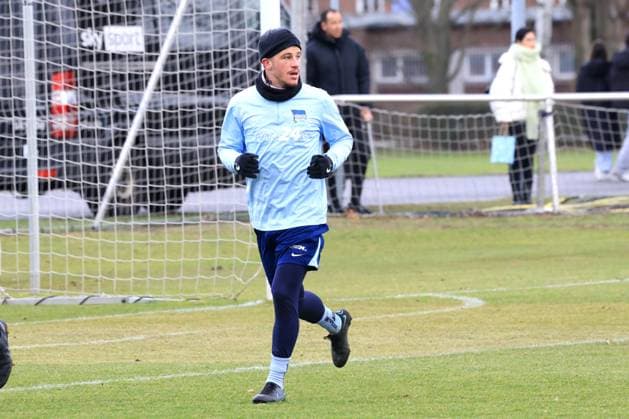 DEU, DFL, 2 FBL Hertha BSC, Training, 28 01 2025, Sportforum, Berlin, DEU, DFL, 2 FBL Hertha BSC, Training, im Bild Diego Demme Hertha BSC Berlin 6 DFL regulations prohibit any use of Photographs as image sequences and or quasi video Foto Juergen Engler nordphoto GmbH nordphotoxGmbHx xEngler nph00076