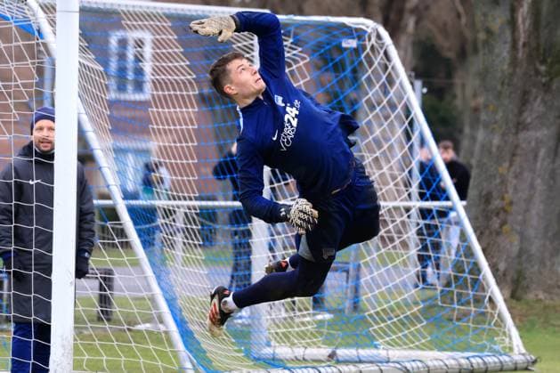 DEU, DFL, 2 FBL Hertha BSC, Training, 28 01 2025, Sportforum, Berlin, DEU, DFL, 2 FBL Hertha BSC, Training, im Bild Tjark Ernst Hertha BSC Berlin 1 DFL regulations prohibit any use of Photographs as image sequences and or quasi video Foto Juergen Engler nordphoto GmbH nordphotoxGmbHx xEngler nph00076