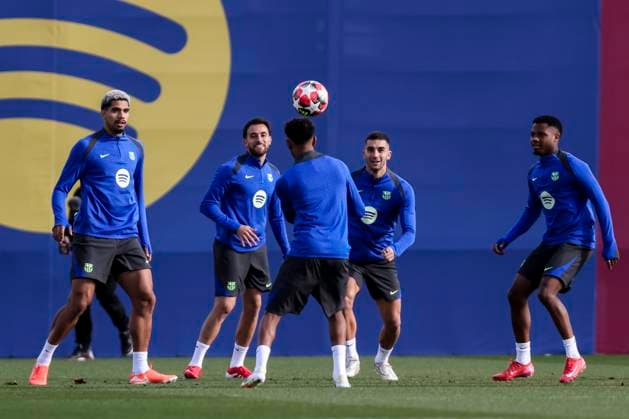 January 28, 2025, Sant Joan Despi, Barcelona, SPAIN: Eric Garcia, Ronald Araujo, Ferran Torres and Ansu Fati during the training day of FC Barcelona, Barca ahead UEFA Champions League, football match against Atalanta BC at Ciudad Esportiva Joan Gamper on January 28, 2025 in Sant Joan Despi, Barcelona, Spain. Sant Joan Despi SPAIN - ZUMAa181 20250128_zaa_a181_025 Copyright: xJavierxBorregox