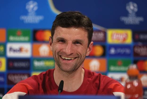 Munich, Germany, January 28, 2025 Soccer, Men, Champions League, Season 2024 2025, FC Bayern Munich, International Press Conference Thomas Mueller, Mueller FC Bayern Munich at the press conference, head, portrait, laughing, smiling, smiling, grinning