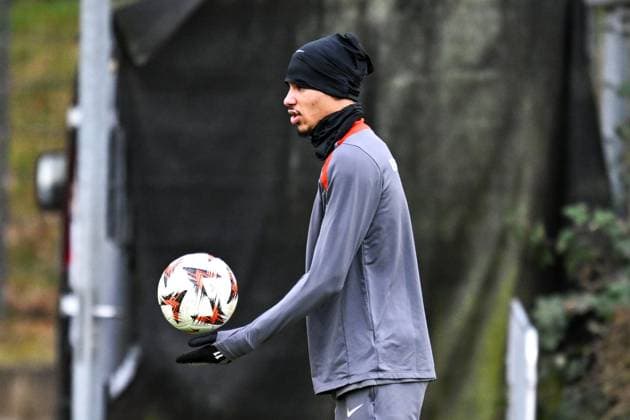 Hugo Ekitike Eintracht Frankfurt, 11 with ball, GER, Final training, Eintracht Frankfurt, Football, UEFA Europa League, Matchday 8, Season 2024 25, 29 01 2025 GER, Final training, Eintracht Frankfurt, Football, UEFA Europa League, Matchday 8, Season 2024 25, 29 01 2025 Frankfurt am Main Copyright: xEibner-Pressefoto FlorianxWieganx EP_FWD