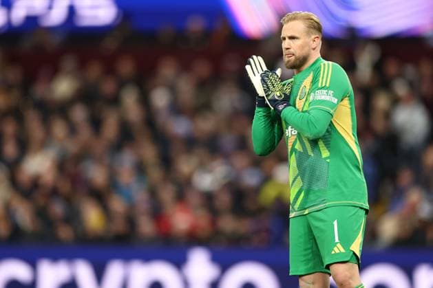 Kasper Schmeichel of Celtic Aston Villa v Celtic, UEFA Champions League, Group Stage, Football, Villa Park, Birmingham, UK - 29 Jan 2025 EDITORIAL USE ONLY No use with unauthorised audio, video, data, fixture lists, club league logos or live services. Online in-match use limited to 120 images, no video emulation. No use in betting, games or single club league player publications. Copyright: xRyanxBrowne Shutterstockx 15122167bc