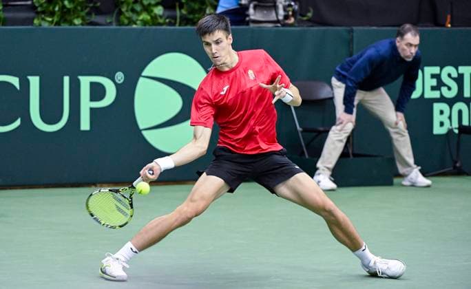 February 1, 2025, Montreal, Pq, Canada: Fabian Marozsan, of Hungary, plays a shot to Alexis Galarneau, of Canada, during their Davis Cup qualifying tennis match in Montreal on Saturday, February 1, 2025. Alexis Galarneau, Fabian Marozsan, - ZUMAc35_ 20250201_zaf_c35_025 Copyright: xGrahamxHughesx
