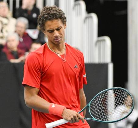 February 1, 2025, Montreal, Pq, Canada: Gabriel Diallo, of Canada, reacts during his Davis Cup qualifying tennis match against Marton Fucsovics, of Hungary, in Montreal on Saturday, February 1, 2025. Gabriel Diallo, Marton Fucsovics, - ZUMAc35_ 20250201_zaf_c35_119 Copyright: xGrahamxHughesx