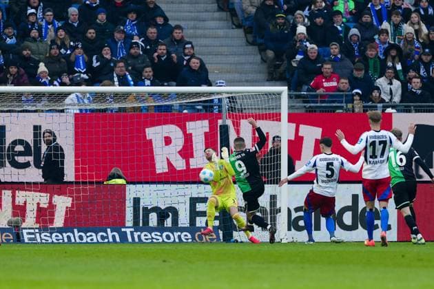 Goal for 1 1 Nicolo Tresoldi Hannover 96, 09 GER, Hamburger SV vs Hannover 96, Football, 2 Bundesliga, Matchday 20, Season 2024 2025, 02 02 2025 DFL REGULATIONS PROHIBIT ANY USE OF PHOTOGRAPHS AS IMAGE SEQUENCES AND OR QUASI VIDEO GER, Hamburger SV vs Hannover 96, Football, 2 Bundesliga, Matchday 20, Season 2024 2025, 02 02 2025 Hamburg Copyright: xEibner-Pressefoto MarcelxvonxFehrnx EP_MFN