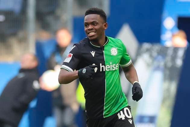 Rabbi Matondo Hannover 96 smiles, 2 Bundesliga, Hamburger SV vs Hannover 96, Volksparkstadion, February 2, 2025 in Hamburg, Germany Photo by Marco Steinbrenner DeFodi Images Rabbi Matondo Hannover 96 smiles, 2 Bundesliga, Hamburger SV vs Hannover 96, Volksparkstadion, February 2, 2025 in Hamburg, Germany Photo by Marco Steinbrenner DeFodi Images DFB DFL REGULATIONS PROHIBIT ANY USE OF PHOTOGRAPHS AS IMAGE SEQUENCES AND OR QUASI VIDEO Defodi 700 hsv hannover 20250102 054 Defodi-700 DFB DFL REGULATIONS PROHIBIT ANY USE OF PHOTOGRAPHS AS IMAGE SEQUENCES AND OR QUASI-VIDEO.