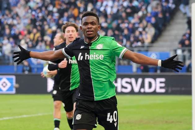 Rabbi Matondo Hannover 96 celebrates his goal for 1 2, 2 Bundesliga, Hamburger SV vs Hannover 96, Volksparkstadion, February 02, 2025 in Hamburg, Germany Photo by Marco Steinbrenner DeFodi Images Rabbi Matondo Hannover 96 celebrates after scoring his teams second goal, 2 Bundesliga, Hamburger SV vs Hannover 96, Volksparkstadion, February 2, 2025 in Hamburg, Germany Photo by Marco Steinbrenner DeFodi Images DFB DFL REGULATIONS PROHIBIT ANY USE OF PHOTOGRAPHS AS IMAGE SEQUENCES AND OR QUASI VIDEO Defodi 700 hsv hannover 20250102 076 Defodi-700 DFB DFL REGULATIONS PROHIBIT ANY USE OF PHOTOGRAPHS AS IMAGE SEQUENCES AND OR QUASI-VIDEO.